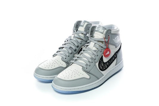 Air Jordan 1 复古高帮“Dior”篮球鞋男女通用训练运动鞋