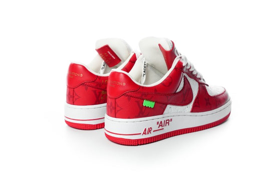 Кроссовки Louis Vuitton x Nike Air Force 1 из красного/белого холста с монограммой, размер 41